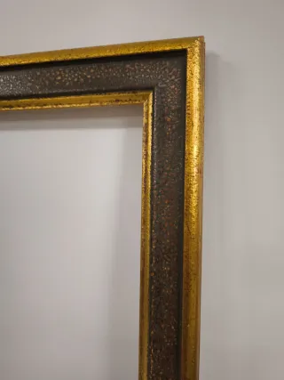 Marco para cuadro dorado y marrón