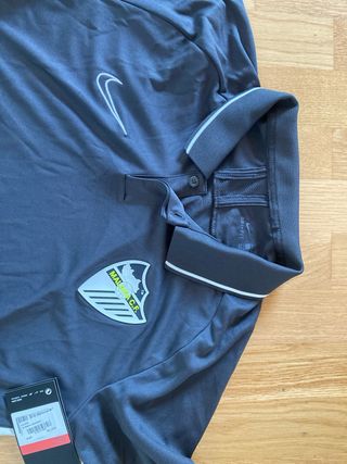 Polo Nike Málaga CF Talla L Nuevo