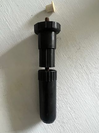 6 Patas Negras para Muebles especialmente cocinas