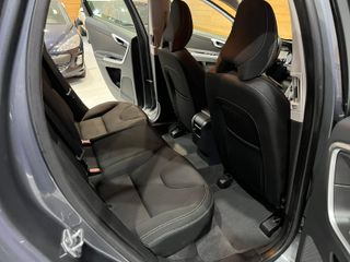 VOLVO XC60 2.0 D3 Momentum Auto