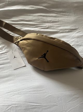 Riñonera Jordan Beige/Dorado ÚLTIMA OFERTA!!