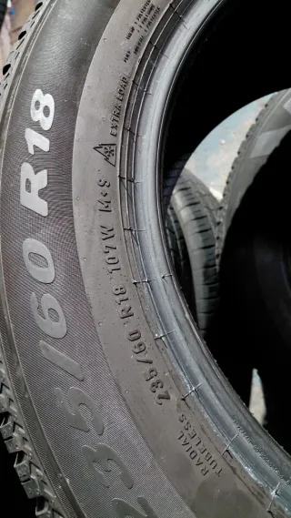 Neumático 235/60/18