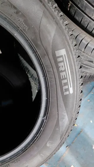 Neumático 235/60/18