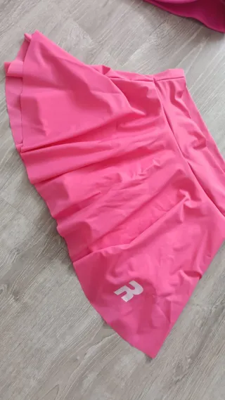 Conjunto pádel Royal Padel chica