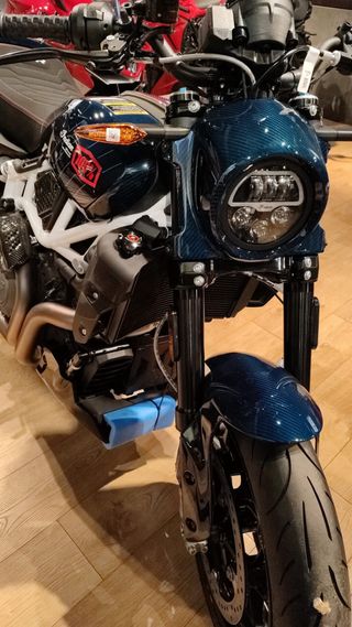 Indian FTR1200R Carbono Azul Edición Limitada