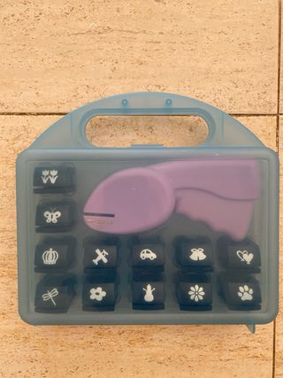 Kit de perforadoras con 12 figuras