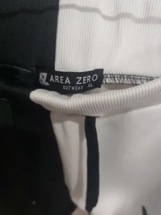 Conjunto chándal Area Zero bicolor