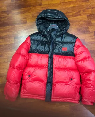 Giubbotto Hugo Bomber Nero/Rosso con gruccia