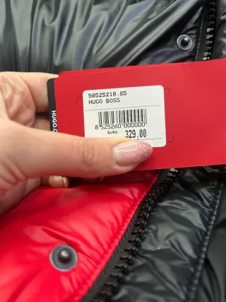 Giubbotto Hugo Bomber Nero/Rosso con gruccia