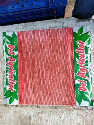 Cubre cajas 50x30 con adhesivo ideal cajas fruta