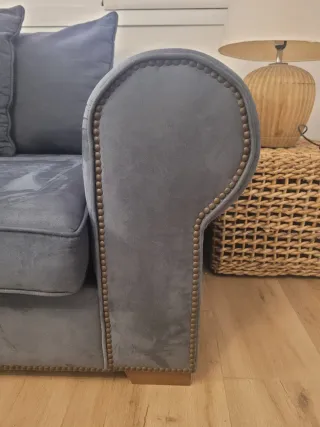 SOFA CHESTER AZUL MARINO