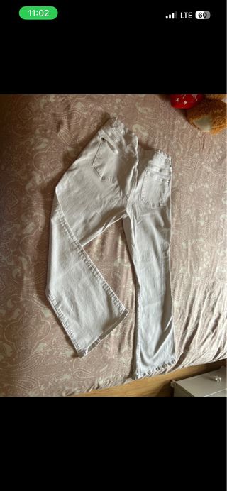 Pantalones vaqueros blancos