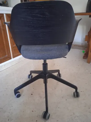 Silla de escritorio giratoria