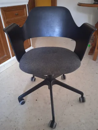 Silla de escritorio giratoria