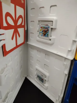 Nintendo 2DS Azul Transparente + 4 Juegos