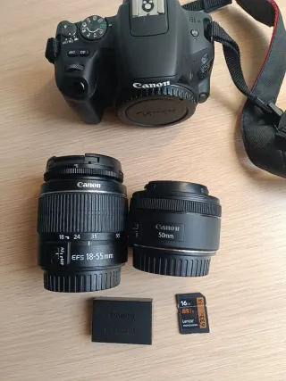 Cámara Canon EOS 200D + accesorios + 2 objetivos