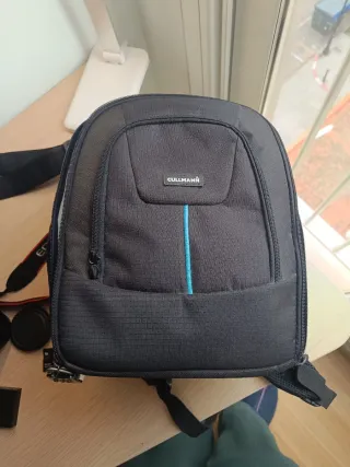 Cámara Canon EOS 200D + accesorios + 2 objetivos