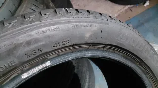 Neumático 225/45/17