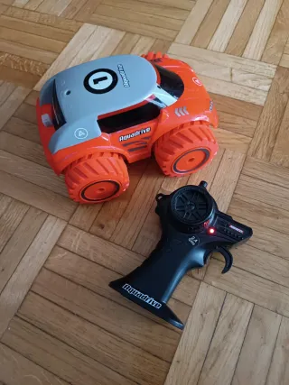 Coche teledirigido Aquadrive