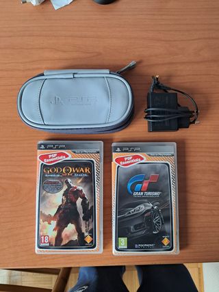 PSP 3000 con giochi e accessori