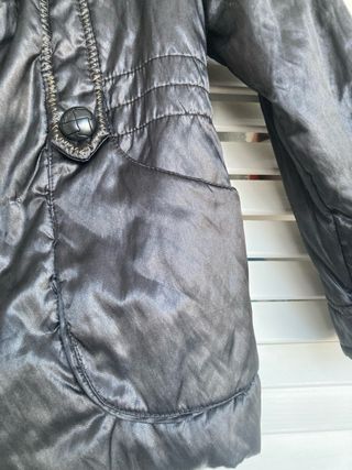 Chaquetón corto con cuello de pelo