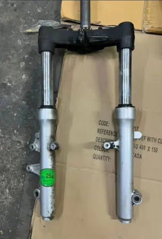 Horquilla y caballetes Suzuki Burgman 125