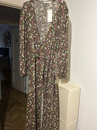Vestido largo floral Mango talla M