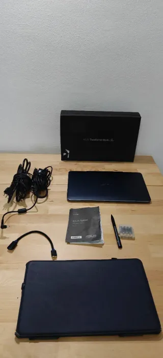 ASUS Tablet Trasformabile con tastiera ITA T300CHI