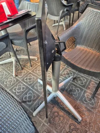 12 tavoli da terrazza pieghevoli semi-nuovi 60x70