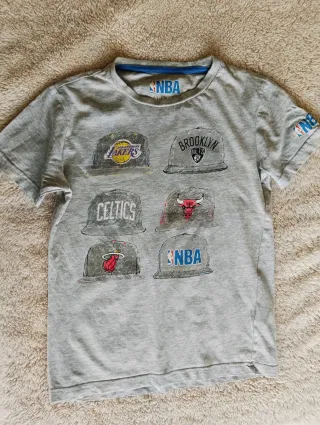 Lote 2 camisetas niño 5-6 años