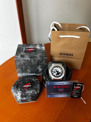 Casio G-Shock Reloj Plateado y Negro