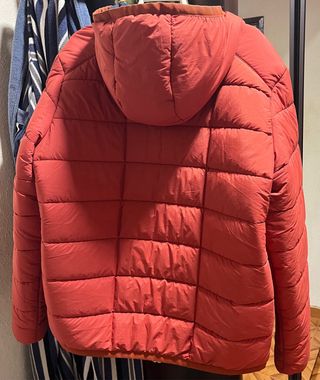 Chaqueta con capucha Timberland roja