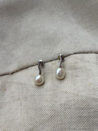 Pendientes perla plata