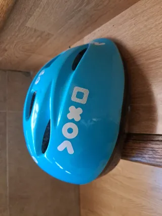Casco de bici azul para niños