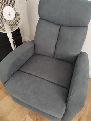 2 Sillones Reclinables con Botón Lateral