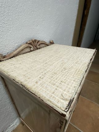 Mesita de noche rústica de madera