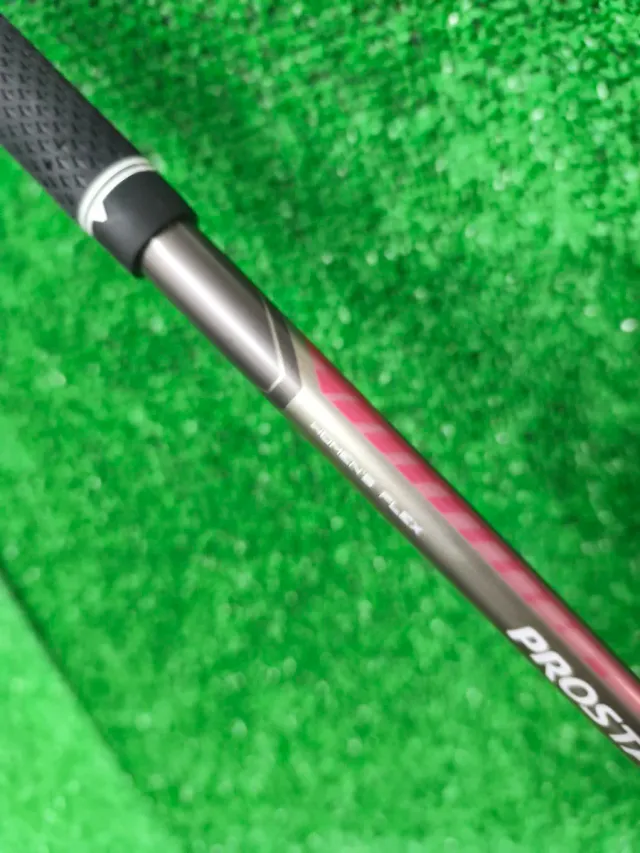 Palo de Golf Driver Wilson Mujer