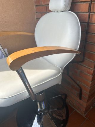 Silla estética/peluquería blanca
