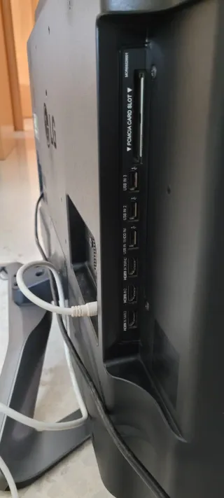 Televisor LG 42LA620S