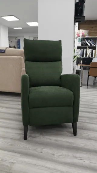 Sillón relax  moderno de tela verde