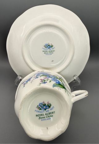 Taza de té Royal “Albert Forget-Me-Not”