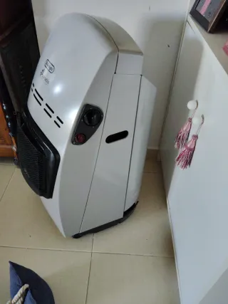 Estufa DeLonghi Llama Azul