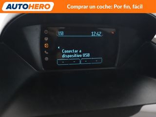 Ford Tourneo Courier 1.0 EcoBoost Titanium