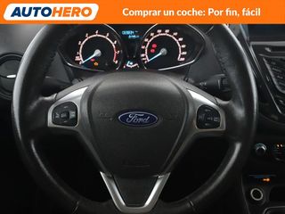 Ford Tourneo Courier 1.0 EcoBoost Titanium