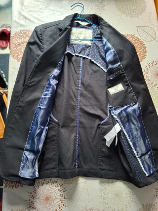 Chaqueta Zara Man Negra