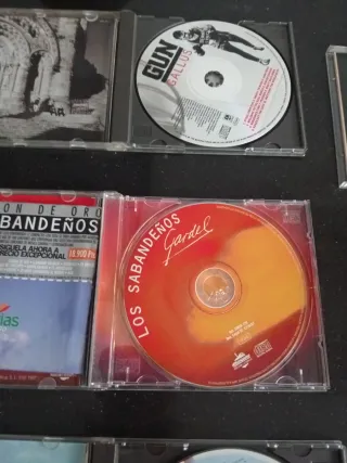 CDs Varios: Gun Gallus, Los Sabandeños, Paloma