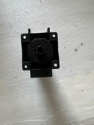 14 Patas Ajustables para Muebles