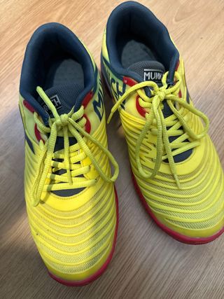 Zapatillas Padel Munich Amarillas y Rojas
