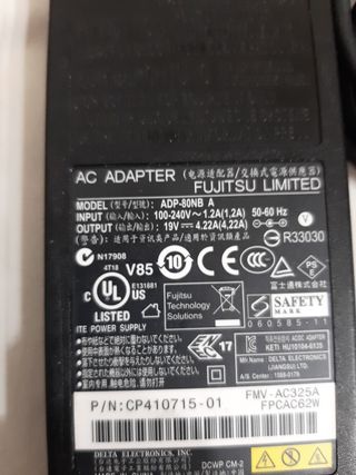 Cargador de portátil Fujitsu