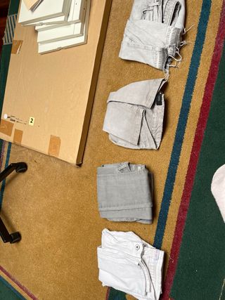 Pantalones blancos talla 36 marcas zara , hakei ..